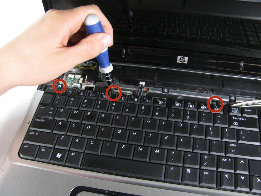 Как разобрать клавиатуру и снять отдельные клавиши на ноутбуке