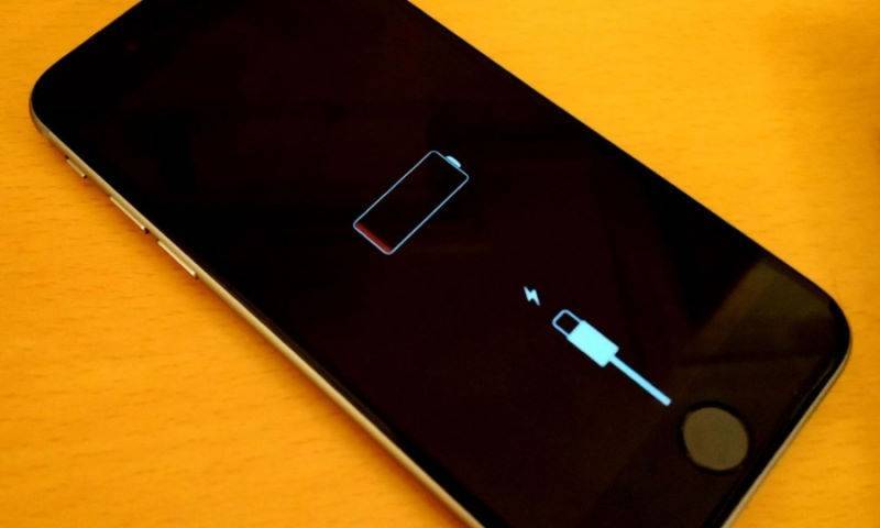 Разряжается телефон на зарядке. что делать если смартфон разряжается даже во время зарядки