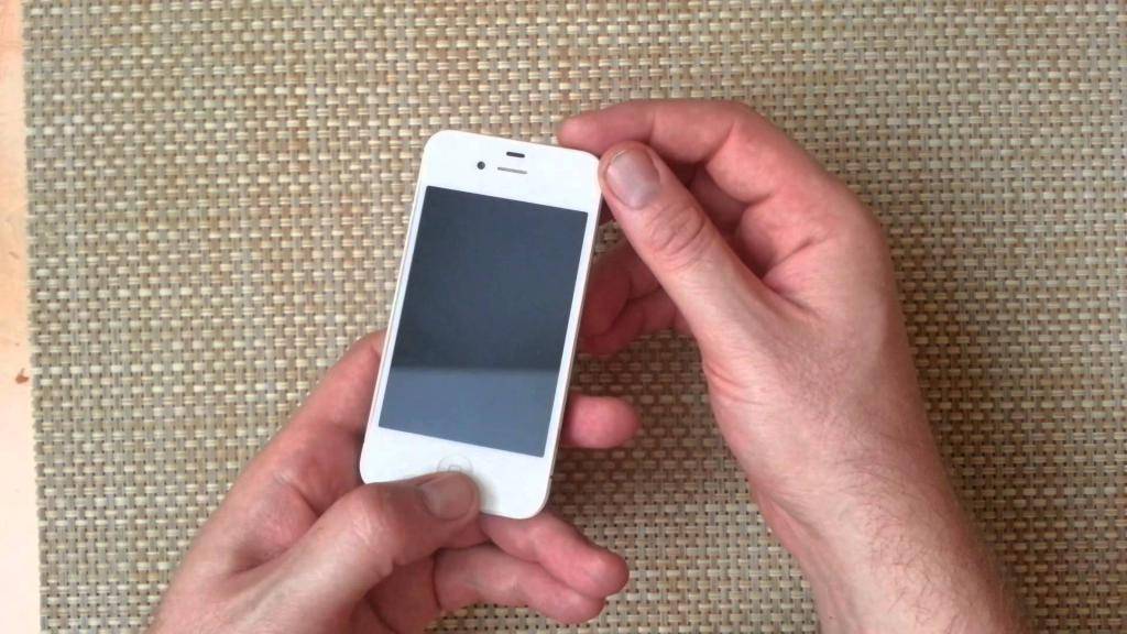 Не работает экран (дисплей) на iphone: возможные решения проблемы