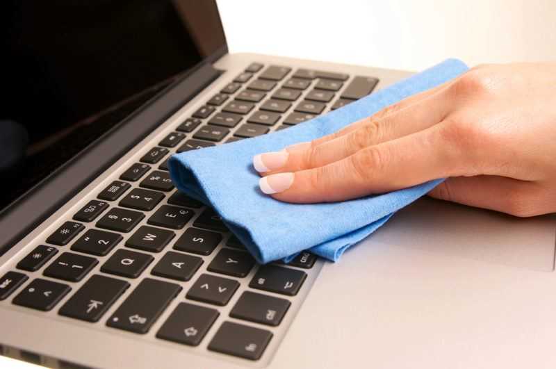 Как почистить ноутбук от пыли самостоятельно: это может каждый