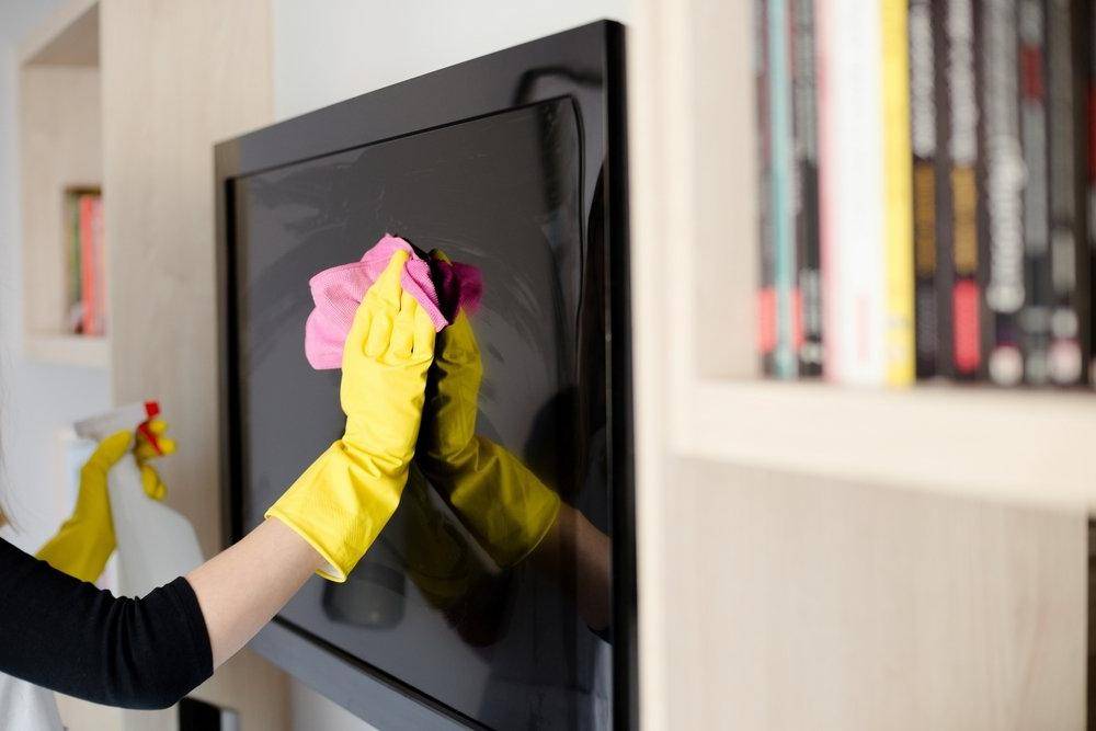Как почистить экран жк телевизора: популярные способы и лучшие моющие средства