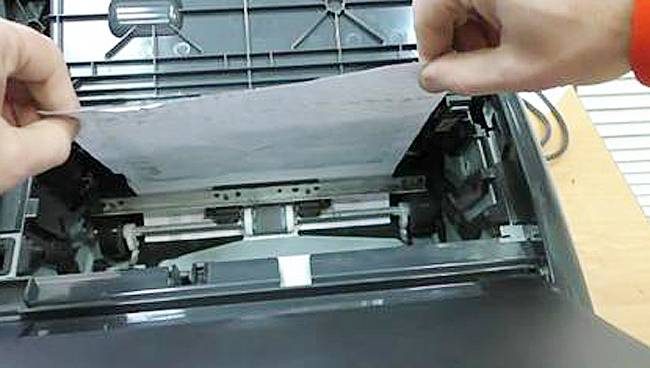 Как устранить замятие бумаги в твердотельном принтере xerox phaser