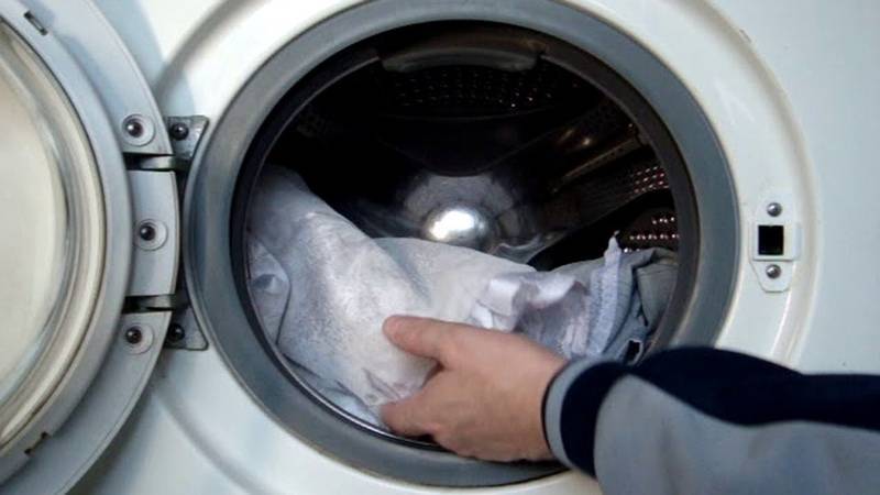 Что делать, если случайно постирал флешку в стиральной машине?