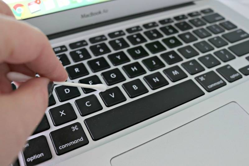 Как почистить клавиатуру на ноутбуке в домашних условиях, как разобрать клавиатуру на ноутбуке