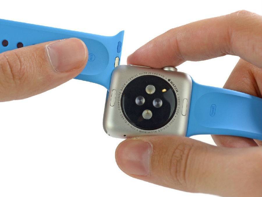 Как поменять ремешок на apple watch: инструкция по смене браслета на часах эпл