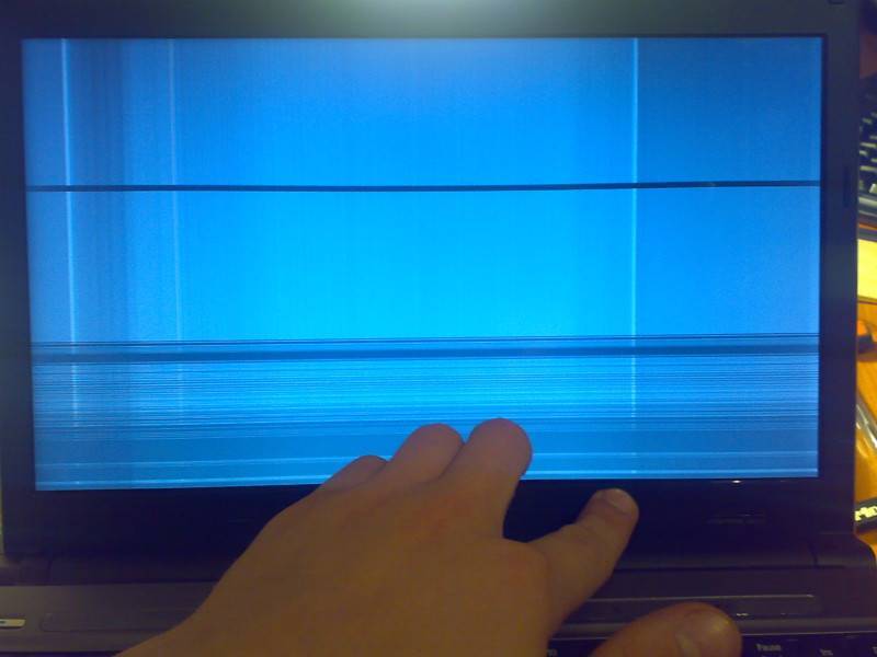 Что делать, если экран телевизора мигает