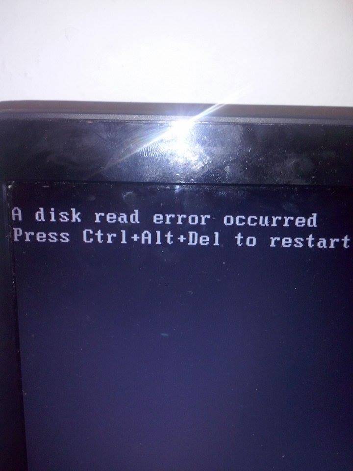 Что делать с a disk read error occurred ошибки перевод