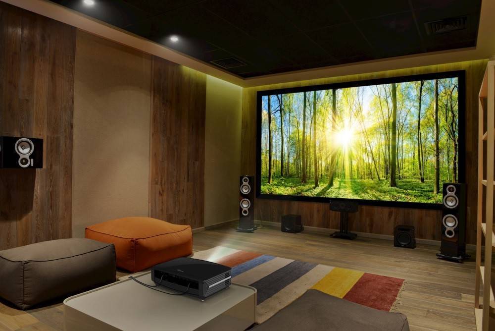 Проектор или телевизор: что лучше выбрать для домашнего кинотеатра