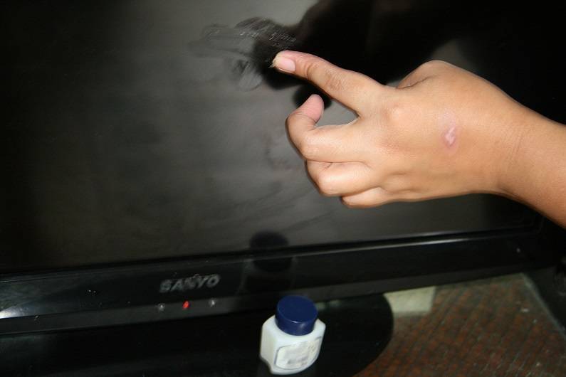 Как убрать царапину на жк телевизоре? - страна мам