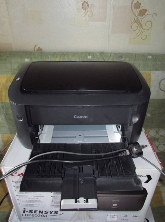 Принтер не печатает и на нем мигает лампочка