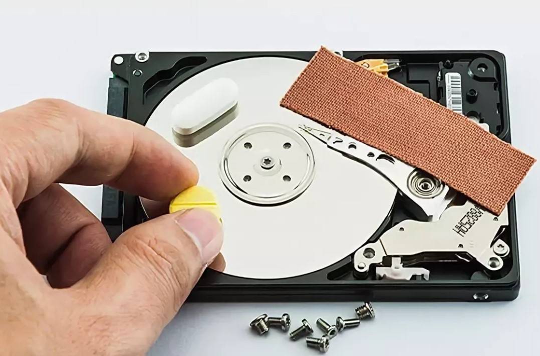 Как восстановить удаленные с жесткого диска файлы